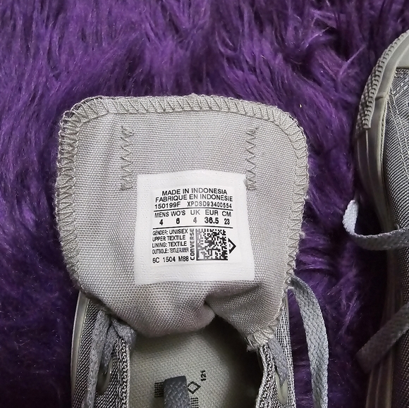 Grey Converse - Picture 3 of 3